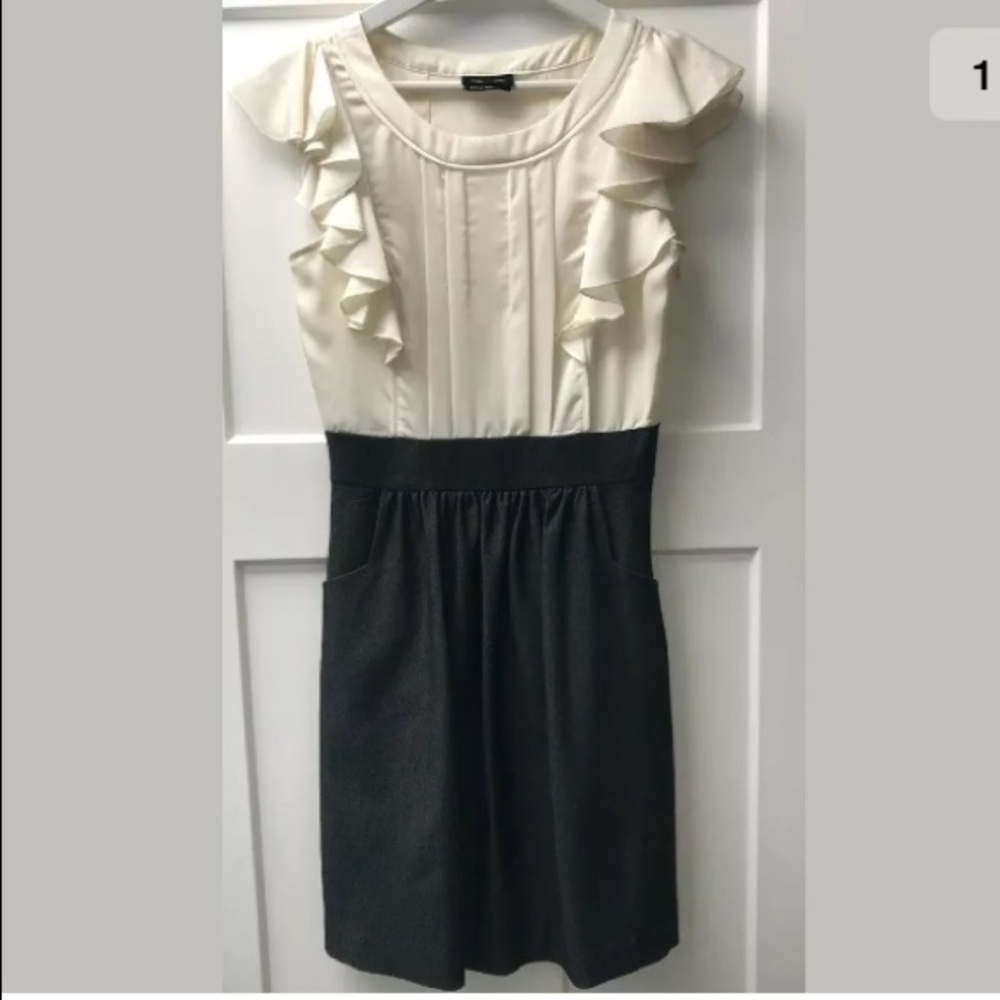 Max and Cleo Women’s Dress Flutter Sleeves size 4